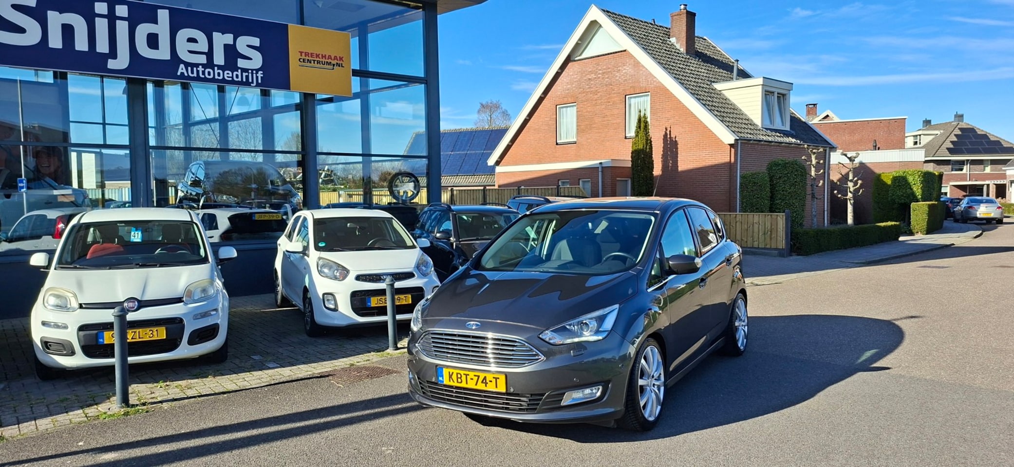 Ford C-Max - 1.0 Titanium TREKHAAK/PDC - AutoWereld.nl
