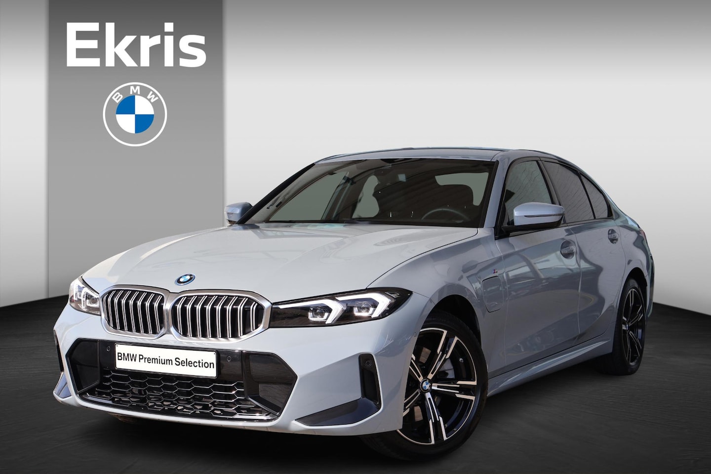 BMW 3-serie - Sedan 330e | M Sport | Comfort Access | Stoelverwarming | Trekhaak - AutoWereld.nl