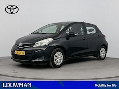 Toyota Yaris - 1.0 VVT-i Aspiration | Trekhaak | Lage km stand | Airco