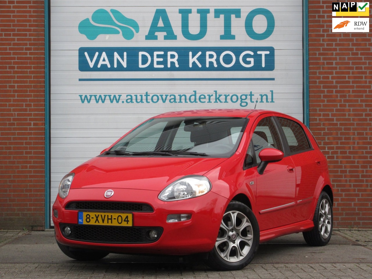 Fiat Punto Evo - 0.9 TwinAir Street 0.9 TwinAir Street, Airco, Trekhaak, Lage km, APK 3-27 - AutoWereld.nl
