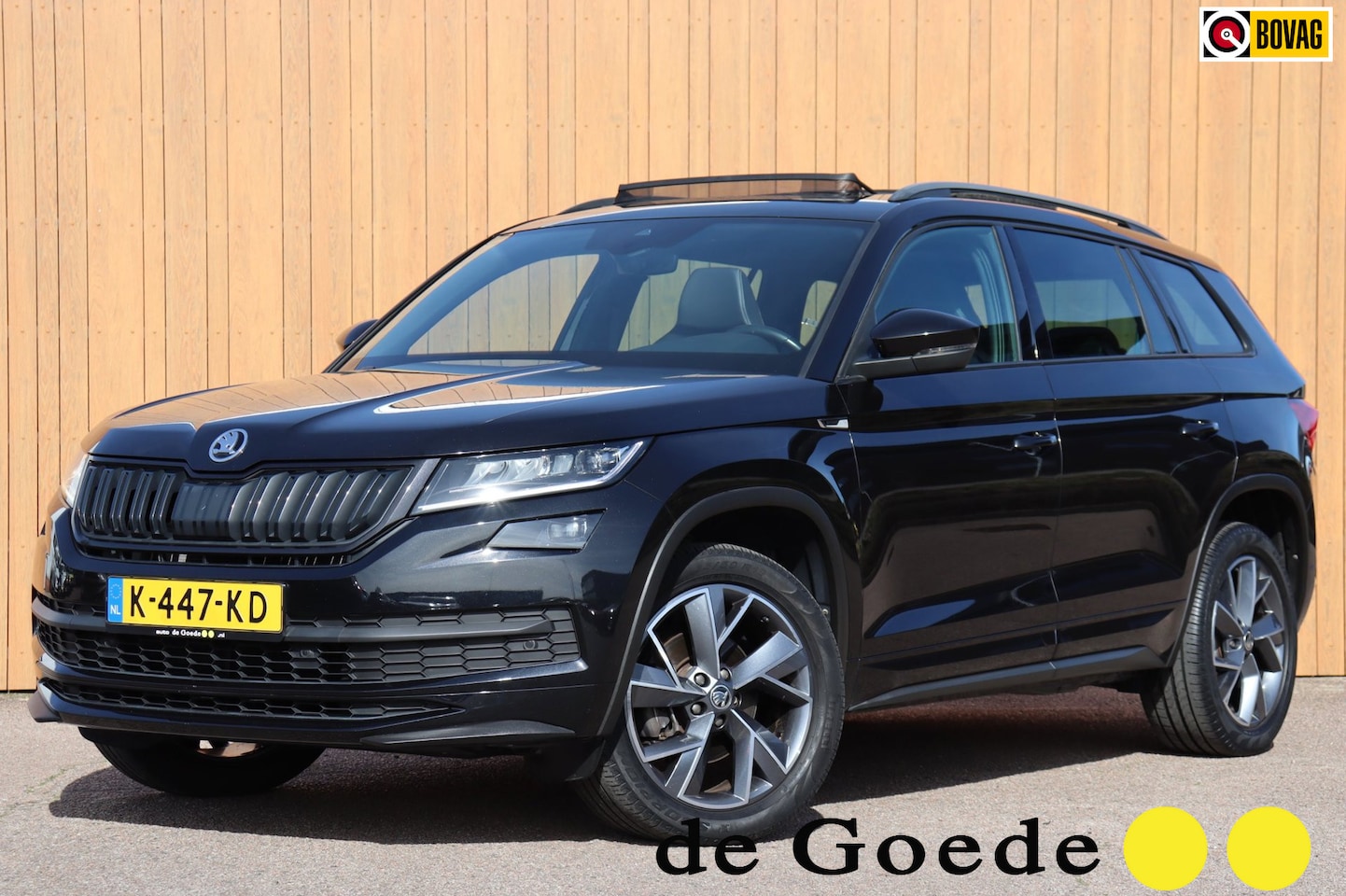 Skoda Kodiaq - 1.5 TSI Sportline Business org.NL schuifdak trekhaak el.klep canton leer+verw. camera - AutoWereld.nl
