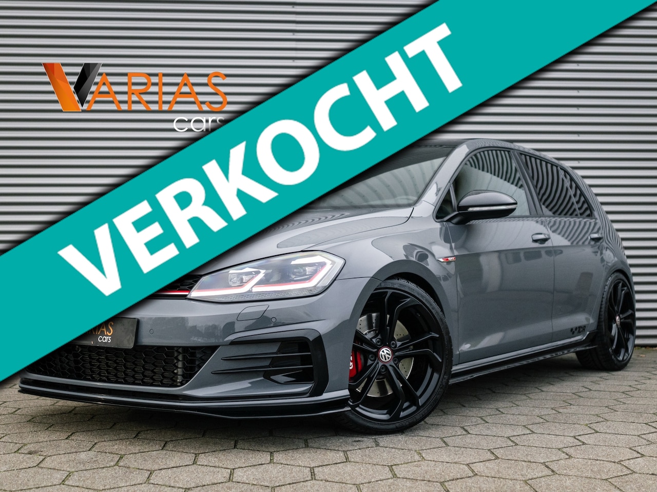 Volkswagen Golf - 2.0 TSI GTI TCR Pano DCC Navi Camera Keyless - AutoWereld.nl
