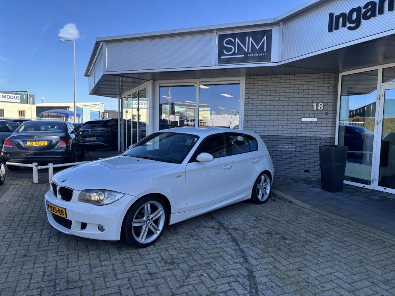 BMW 1-serie - 116i High Executive 116i High Executive - AutoWereld.nl
