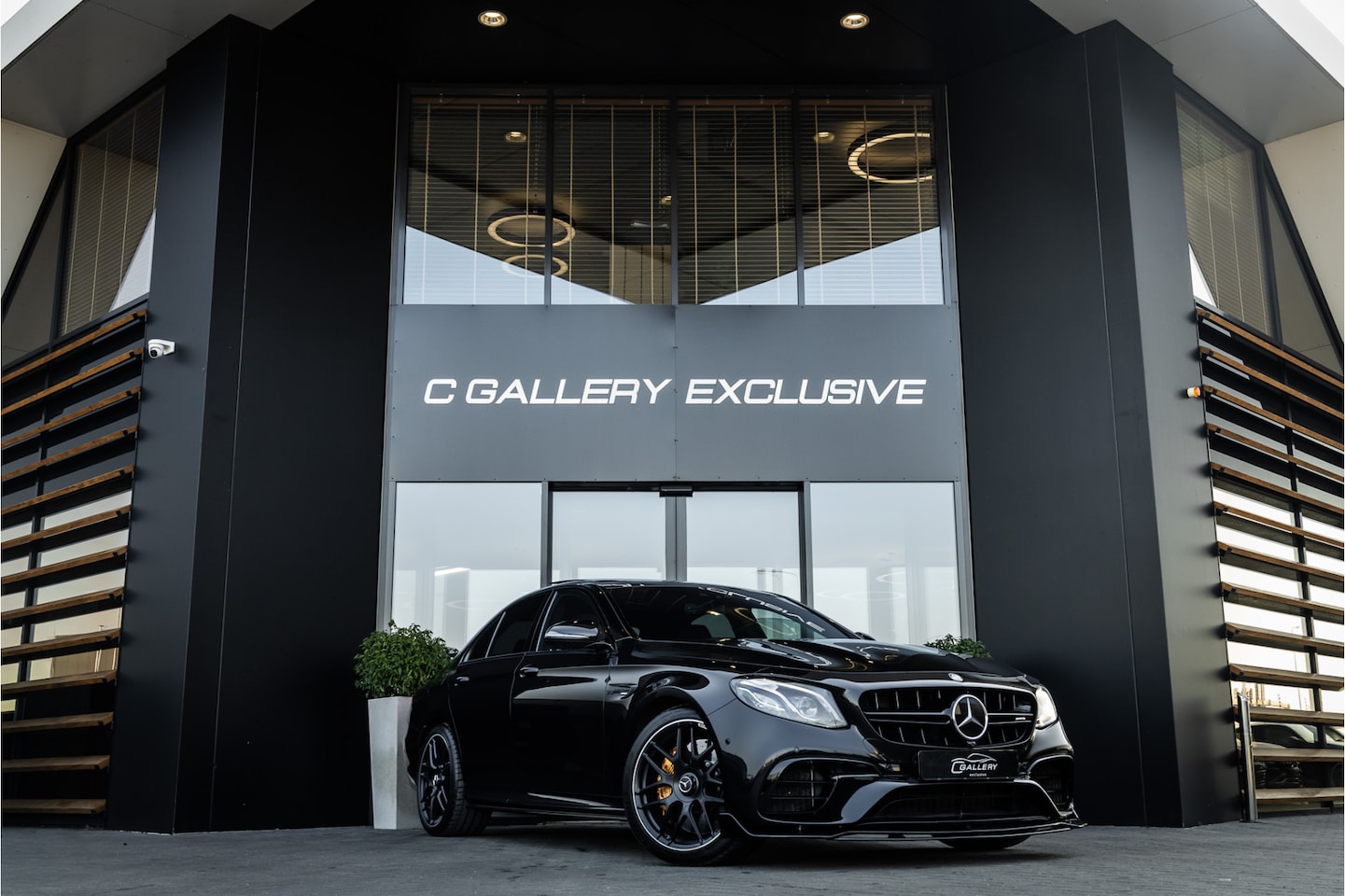 Mercedes-Benz E-klasse - AMG E63 S 4MATIC Premium Plus - Panorama | Keramisch | Schaalstoelen | Carbon - AutoWereld.nl