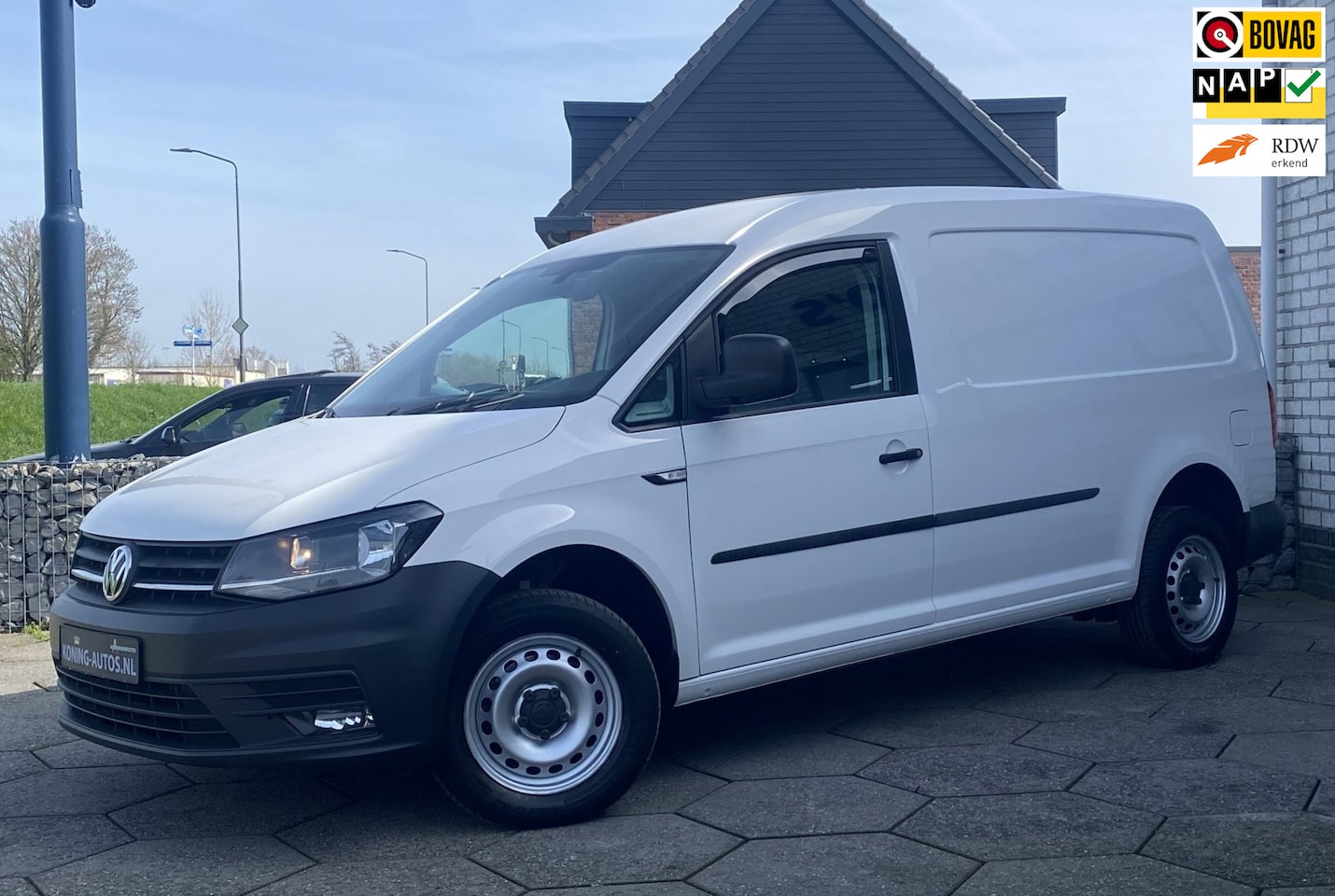 Volkswagen Caddy Maxi - 2.0 TDI L2H1 BMT Highline/ Comfort/ PDC/ AC/ Cruis/ Achterklep - AutoWereld.nl