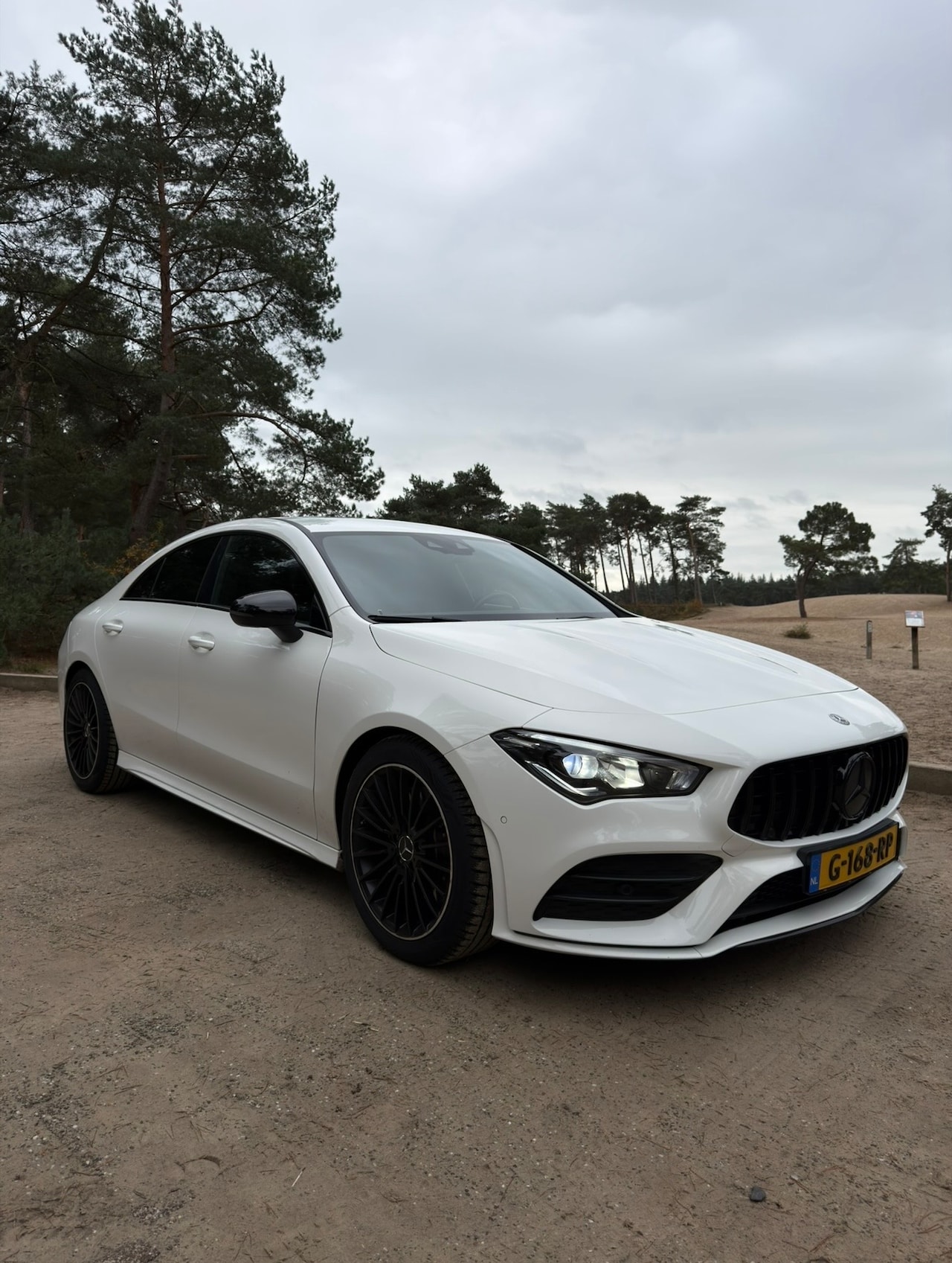 Mercedes-Benz CLA-Klasse - 250 Premium Plus Mercedes-Benz CLA 250 Premium Plus AMG Widescreen | 224pk - AutoWereld.nl
