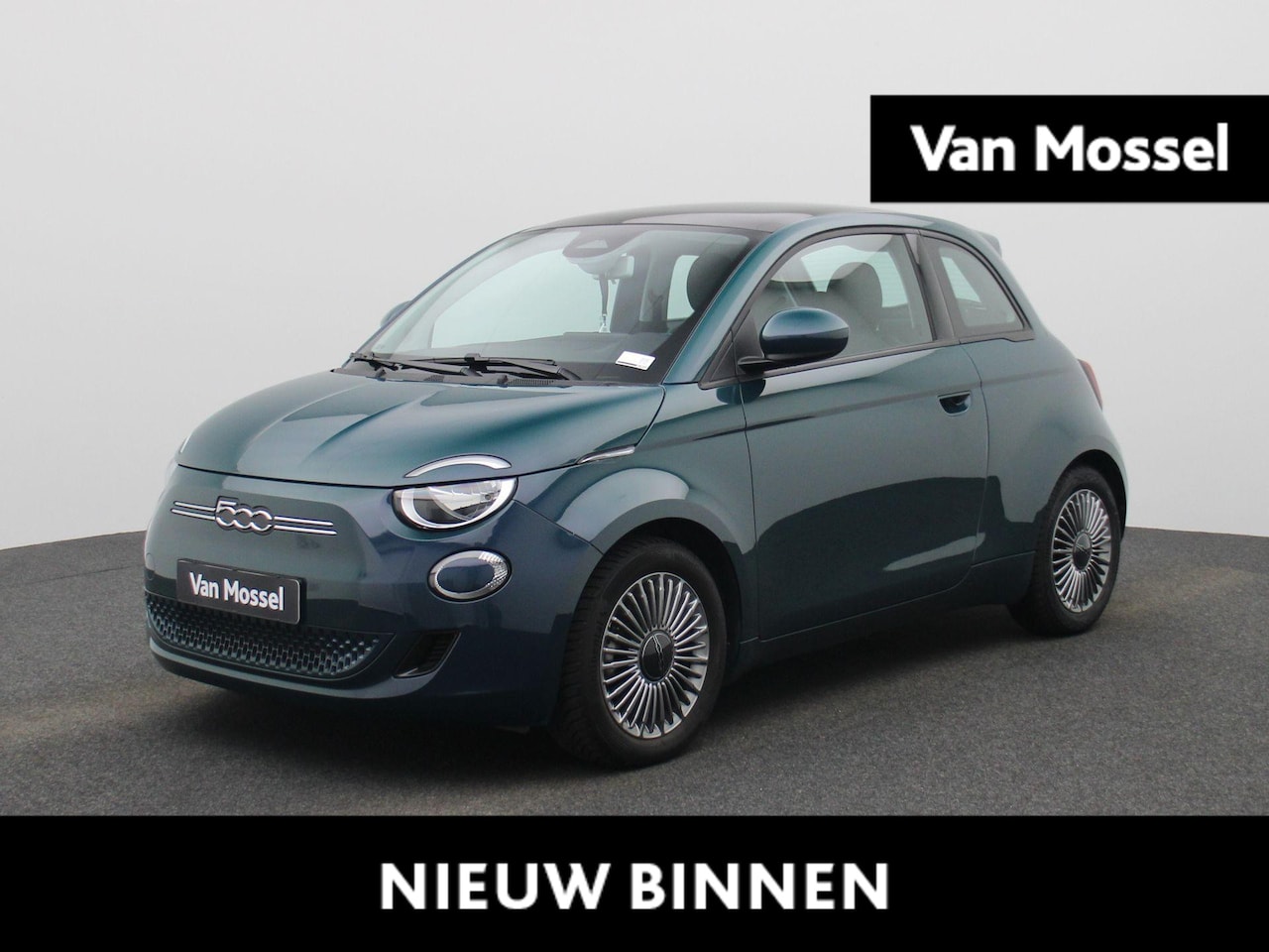 Fiat 500 - 500e 42 kWh Icon | Climate Control / ECC | Panoramadak | Licht metalen velgen 16 inch | Cr - AutoWereld.nl