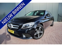 Mercedes-Benz C-klasse - 200 Business Solution Plus Upgrade Edition 198 PK Schuifdak Sportstoelen Navi pro. Trekhaa
