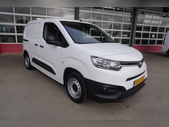 Toyota ProAce City - 1.5 D-4D 102PK Live nr. V157| Airco | Cruise | Camera | Trekhaak | Apple CP-Android auto