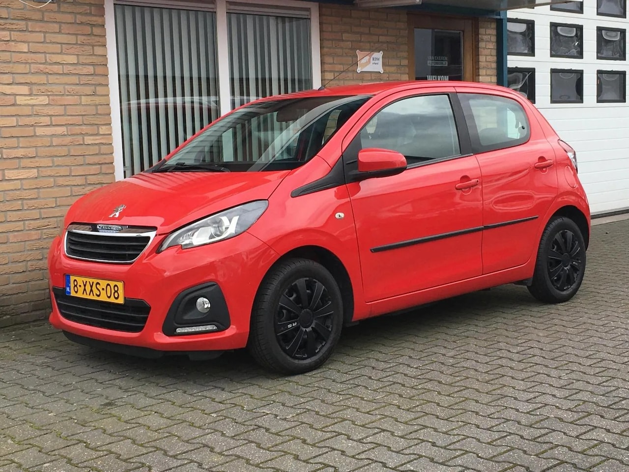Peugeot 108 - 1.0 e-VTi Active 1.0 e-VTi Active - AutoWereld.nl