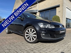 Volkswagen Golf - 5DRS 1.2 TSI Automaat Business Edition All-Seasons / Camera / Navigatie