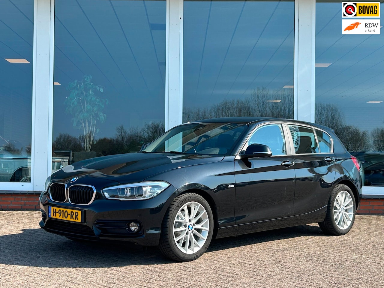 BMW 1-serie - 118i Edition Sport Line Shadow Executive 118i Edition Sport Line Shadow Executive - AutoWereld.nl