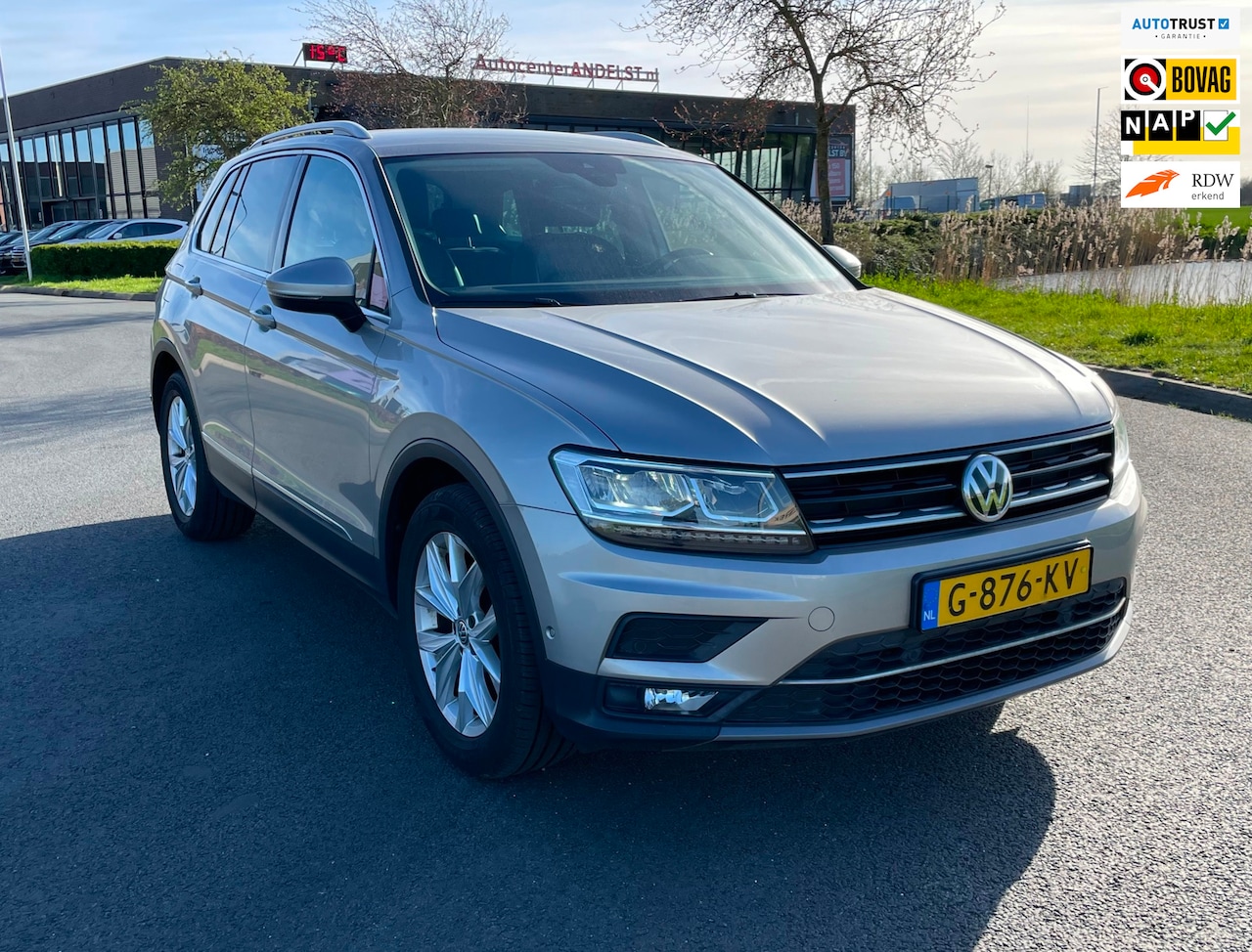 Volkswagen Tiguan - 1.5 TSI ACT Highline 1.5 TSI ACT Highline, Aut, Acc, Cam, Navi, Pdc, Stoelvrw, Leder, LED, 1e eig afk, Geen imp - AutoWereld.nl