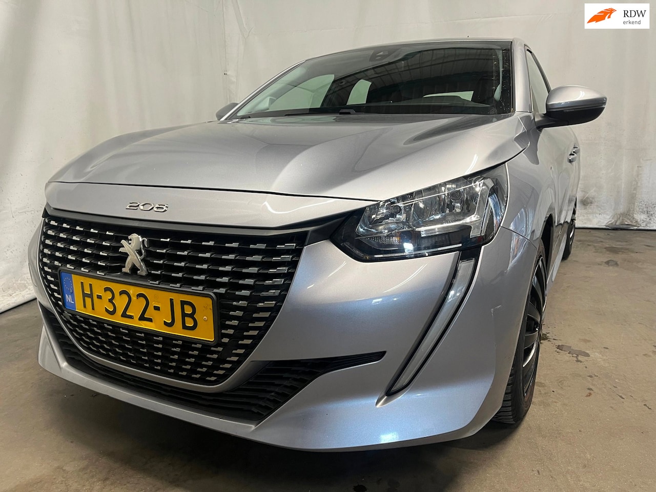 Peugeot 208 - 1.2 PureTech Blue Lease Active - Achter Schade - AutoWereld.nl