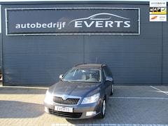 Skoda Octavia Combi - 1.2 TSI Ambition Business Line met nieuwe ketting snel leverbaar zeer nette goed rijdende
