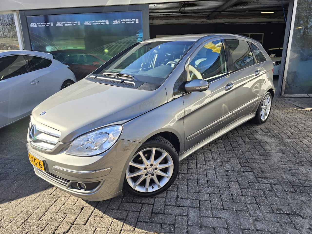 Mercedes-Benz B-klasse - 200 CDI | 3E EIGENAAR | 12MND GARANTIE | AIRCO | NAVI | LMV | - AutoWereld.nl