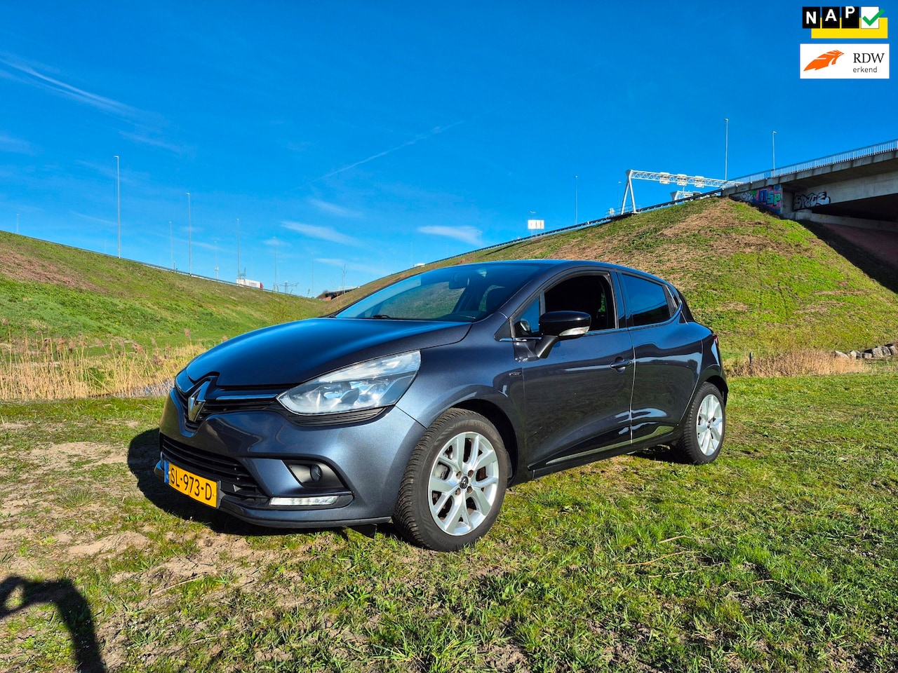 Renault Clio - 0.9 TCe Limited 0.9 TCe Limited - AutoWereld.nl