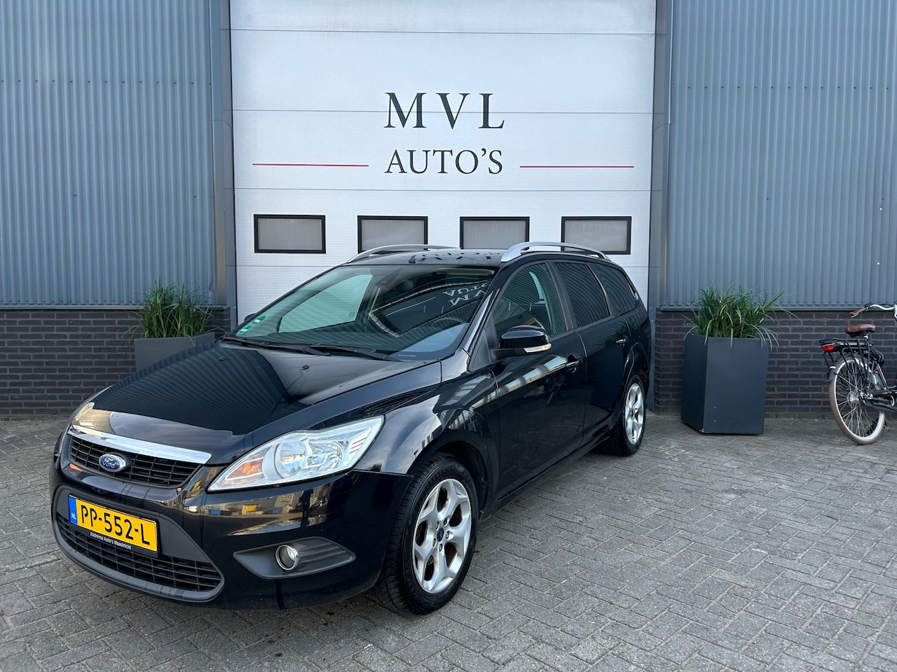 Ford Focus Wagon - 1.6-16V Futura 1.6-16V Futura - AutoWereld.nl