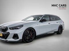 BMW i5 Touring - eDrive40 84 kWh | Full options | Panoramadak | M Sportpakket Pro | Vossen |