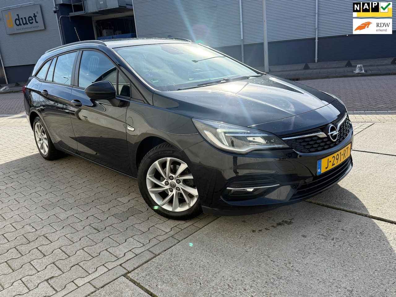 Opel Astra Sports Tourer - 1.2 Edition 6 BAK Volledig onderhouden - AutoWereld.nl