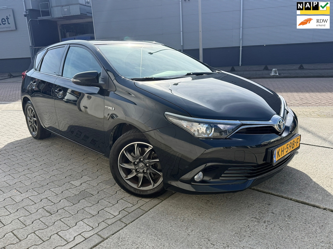 Toyota Auris - 1.8 Hybrid Trend Camera CLIMA GLAS DAK - AutoWereld.nl