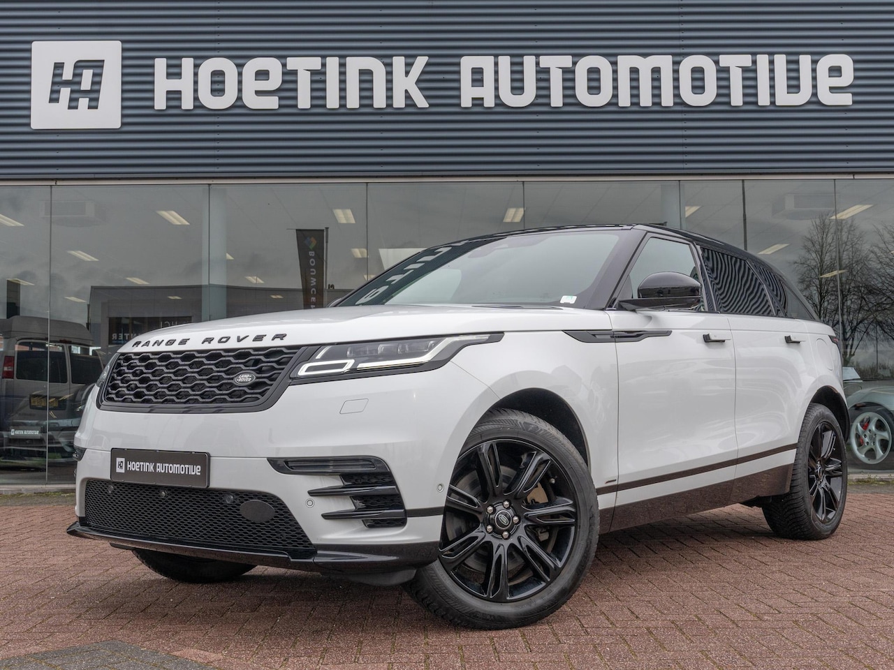 Land Rover Range Rover Velar - 2.0 P400e Edition | 87% SOH | BTW | Matrix-LED | Pano - AutoWereld.nl