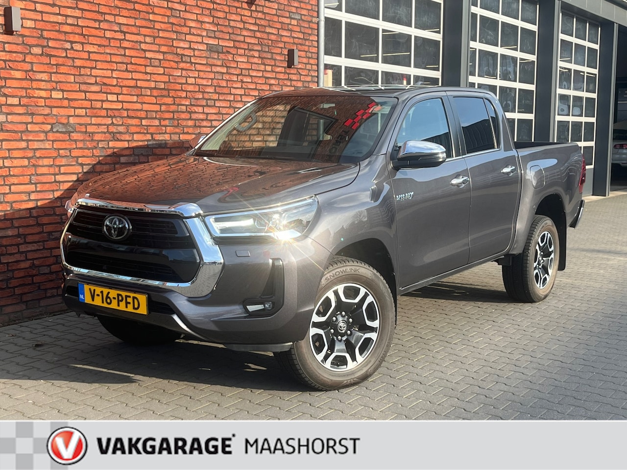 Toyota HiLux - TOYOTA AchteruitrijCam./Adapt.Cruise/PDC/LED/DAB/Clima/AppConnect/StoelVerw. - AutoWereld.nl