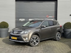 Toyota RAV4 - 2.0 Style 4WD | Navigatie | Camera | Stoelverwarming | Cruise Control |