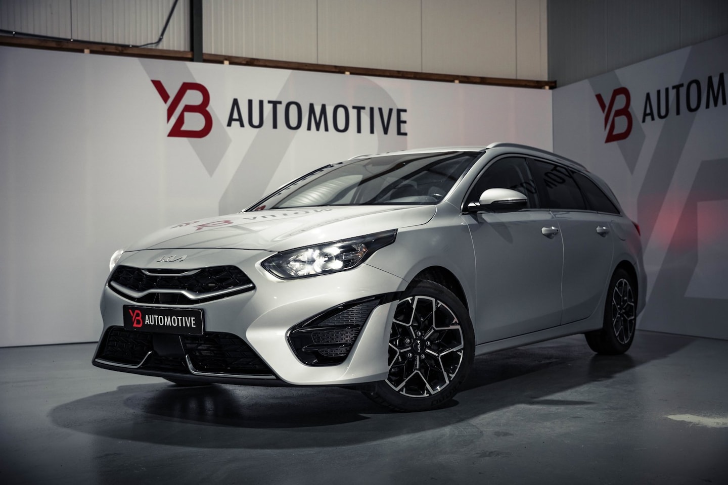 Kia Cee'd Sportswagon - Ceed 1.5 T-GDi GT-LINE - AutoWereld.nl