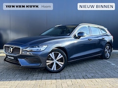 Volvo V60 - 2.0 B3 Essential Edition let op 5600 km Adaptive cruise control/ nav/tel/ trekhaak