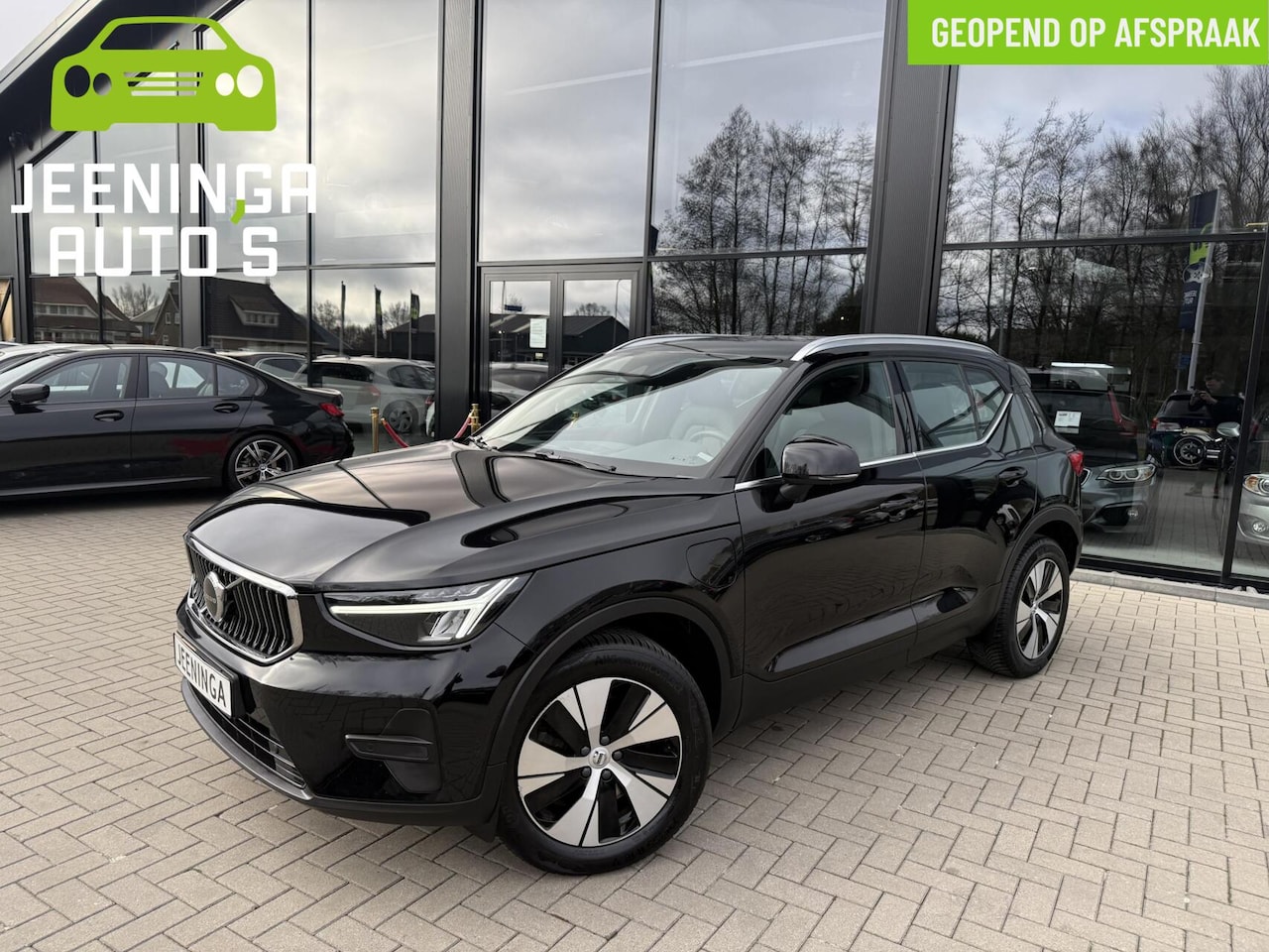 Volvo XC40 - T5 PlugInHybride Inscription|Camera|ElekTrekhaak|Stoelverwarming - AutoWereld.nl