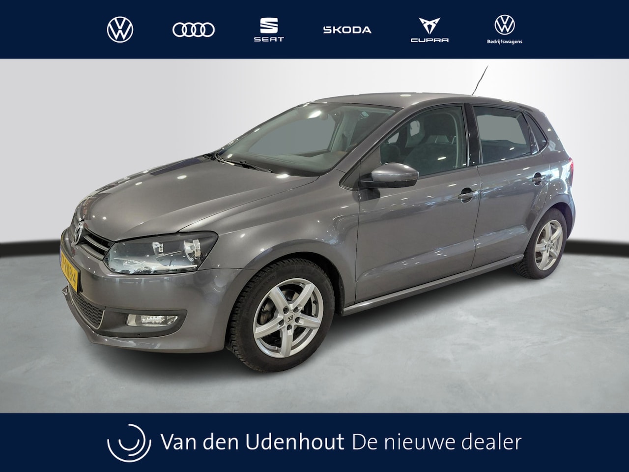 Volkswagen Polo - 1.4-16V Highline / 1e Eigenaar! / Trekhaak / Airco - AutoWereld.nl