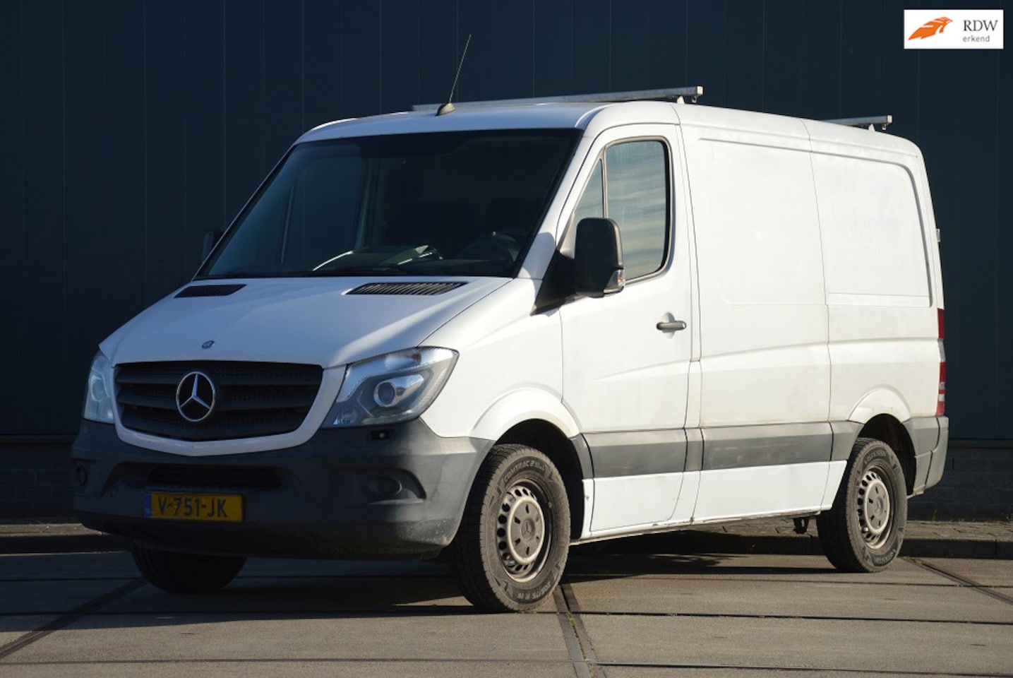 Mercedes-Benz Sprinter - 216 2.2 CDI 325 160PK Euro 5 Airco Schuifdeur Trekhaak - AutoWereld.nl