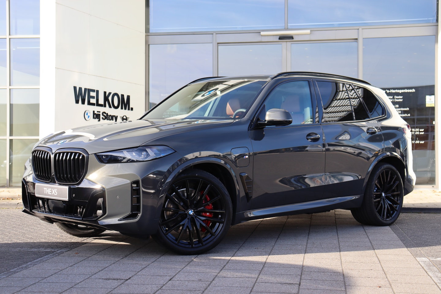 BMW X5 - xDrive50e HIgh Executive M Sport Automaat / Panoramadak / Trekhaak / Adaptief onderstel / - AutoWereld.nl