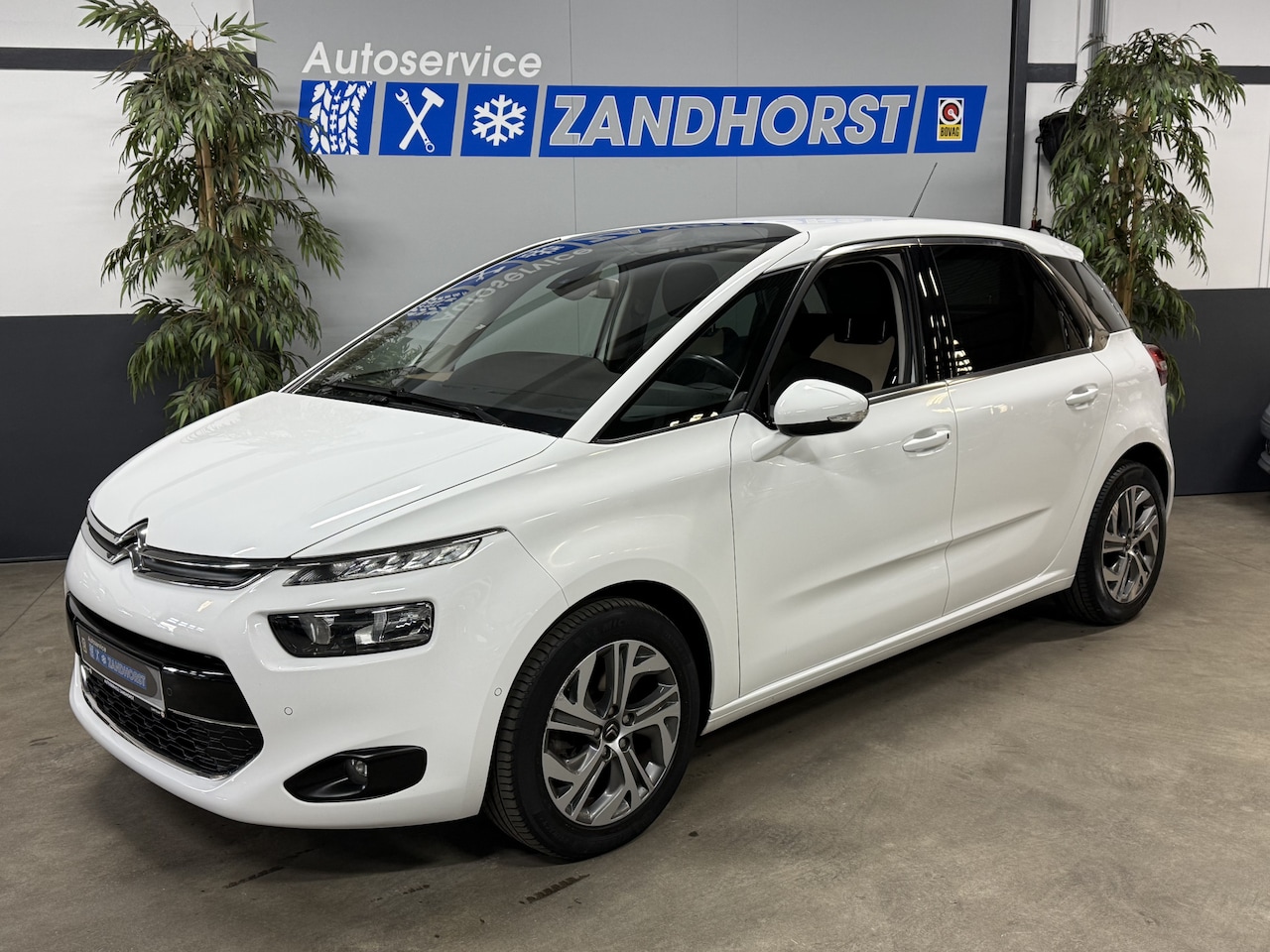 Citroën C4 Picasso - 1.6 e-THP Intensive // Autom. // Camera // Carplay - AutoWereld.nl