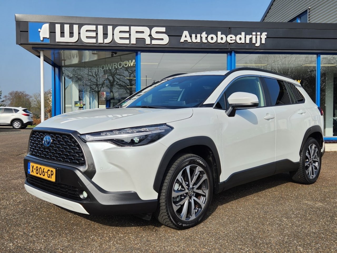 Toyota Corolla Cross - 2.0 High Power First Ed. Trekhaak, Apple/Android, Stoel/stuurverwarming - AutoWereld.nl