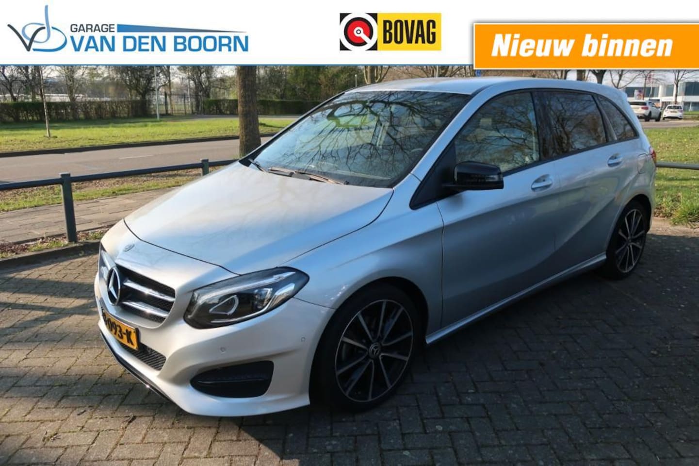Mercedes-Benz B-klasse - B180, Trekhaak Afneembaar, Navi, LED Verlichting, etc. - AutoWereld.nl