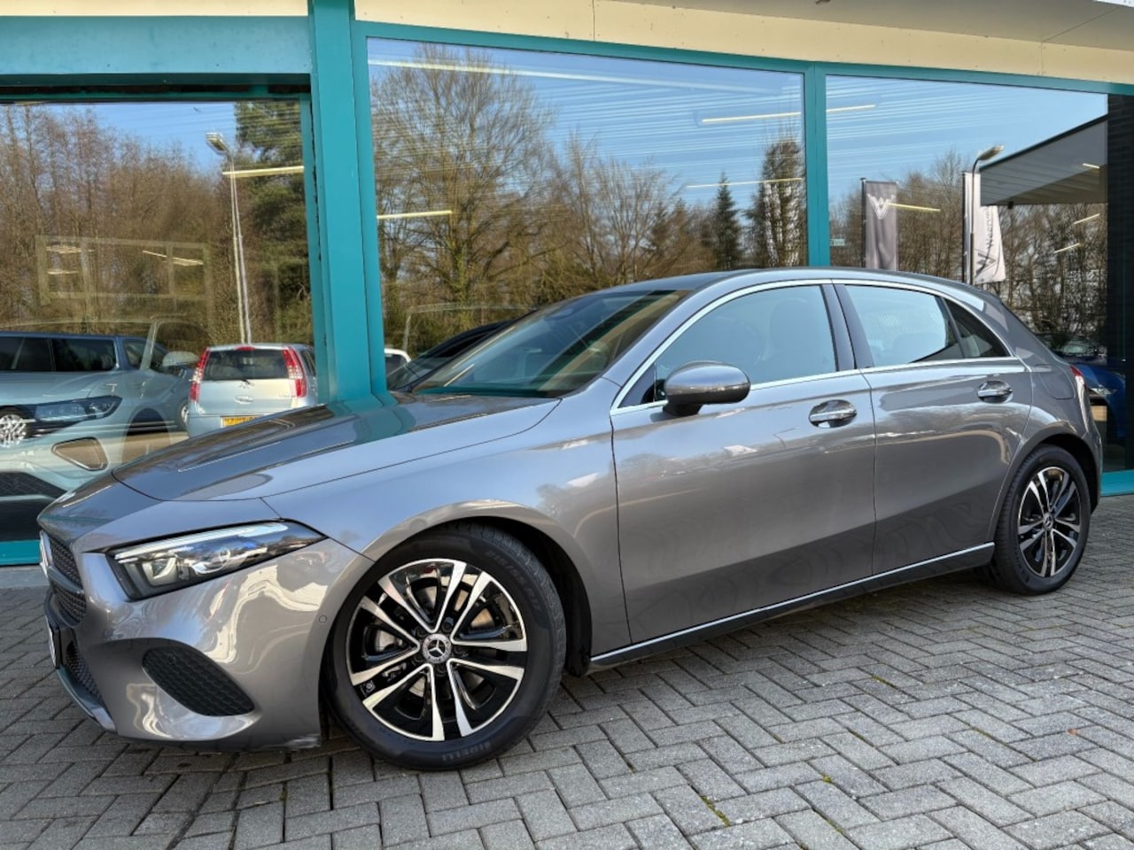Mercedes-Benz A-klasse - A 200 SPORT  LED, Navi, CarPlay, Adaptive Cruise - AutoWereld.nl
