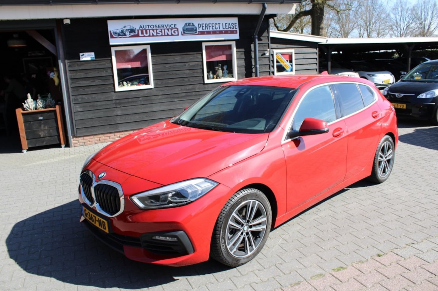 BMW 1-serie - 118I Automaat 140Pk Executive Editon - AutoWereld.nl