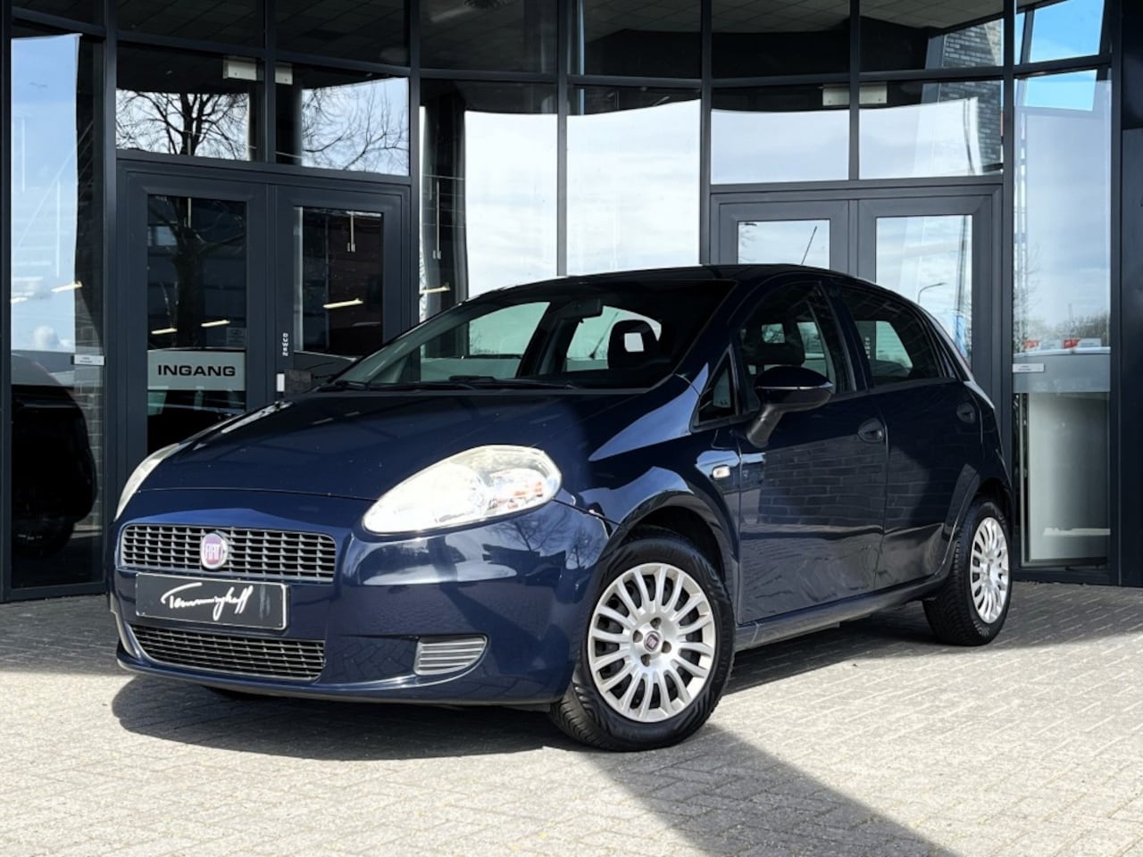 Fiat Punto - 1.3 M-JET ACTUAL AIRCO -  ORG. NL - NW. APK - HANDEL - EXPORT - AutoWereld.nl