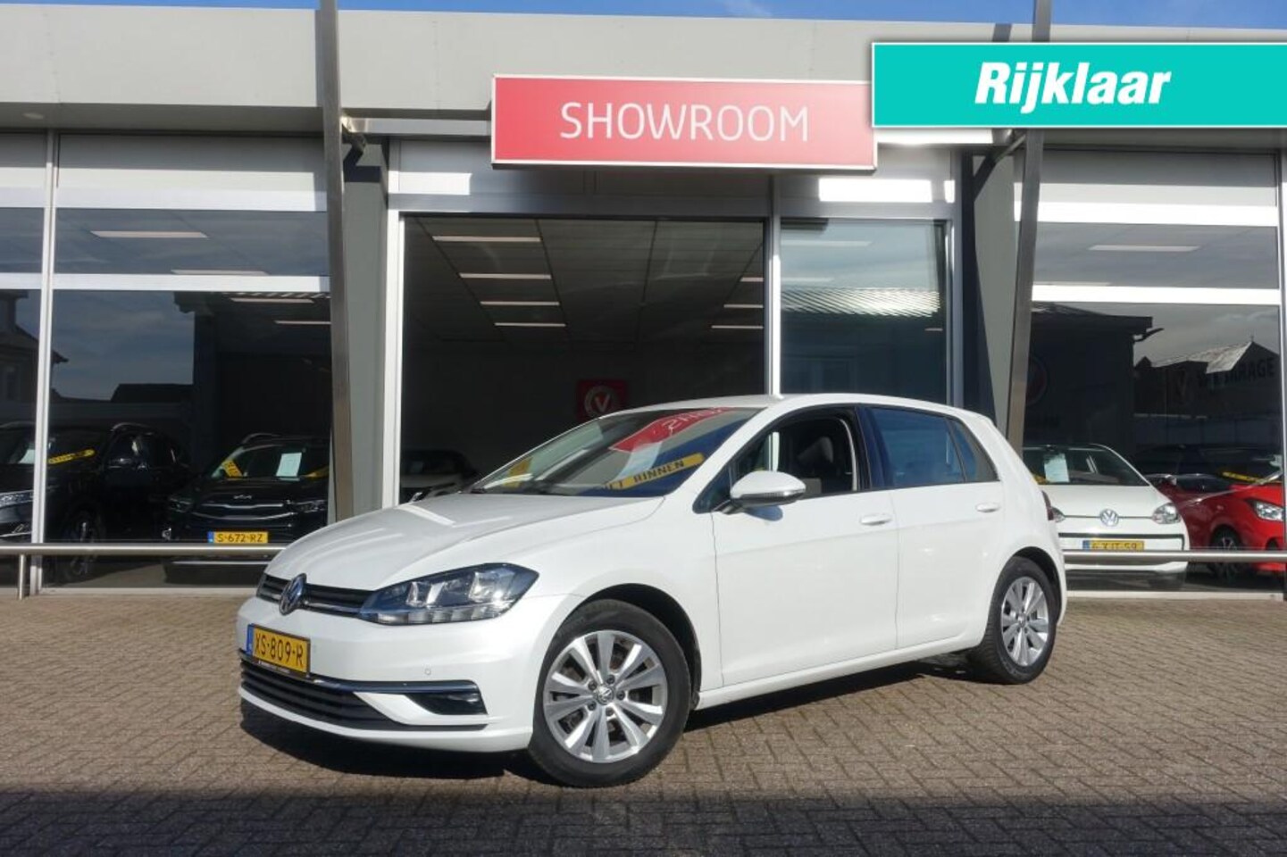 Volkswagen Golf - 1.0 TSI COMFORTLINE BUSINESS DSG Trekhaak New Distri (All-in prijs) - AutoWereld.nl