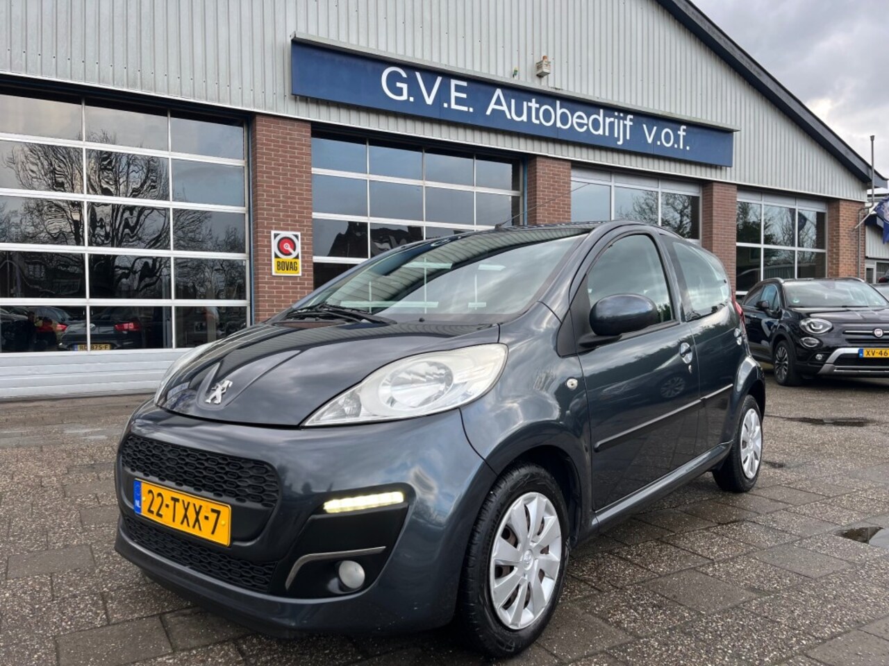 Peugeot 107 - 1.0 ACTIVE 1e EIGE,NAP,AIRCO,ELEC RAMEN. - AutoWereld.nl