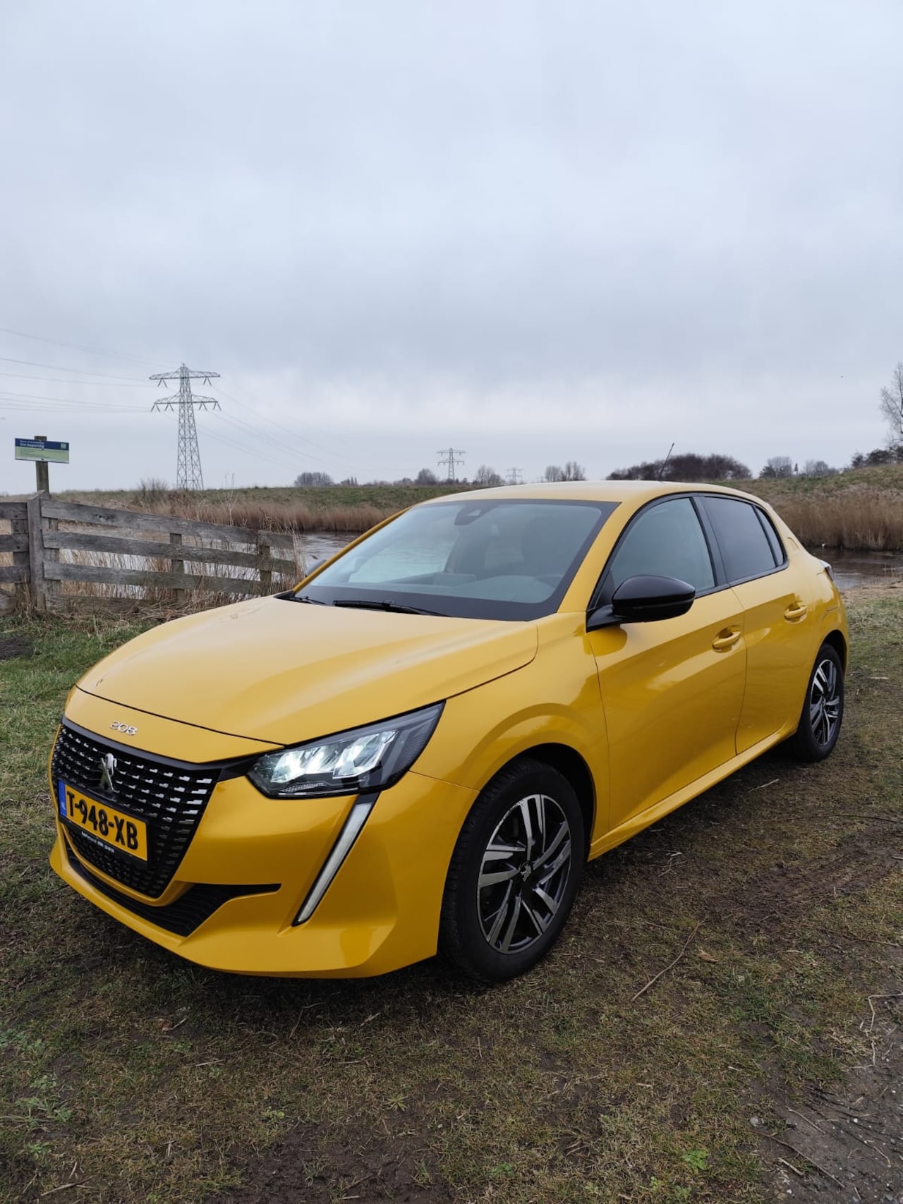 Peugeot 208 - 1.2 PureTech Allure Pack 1.2 Turbo PURETECH 101PK - AutoWereld.nl