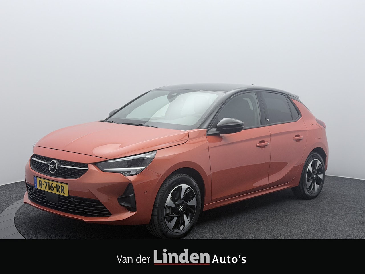 Opel Corsa-e - GS Line 50 kWh SOH 99,2% | Adaptive Cruise | Stoel/Stuurwielverwarming | Camera | Dode Hoe - AutoWereld.nl