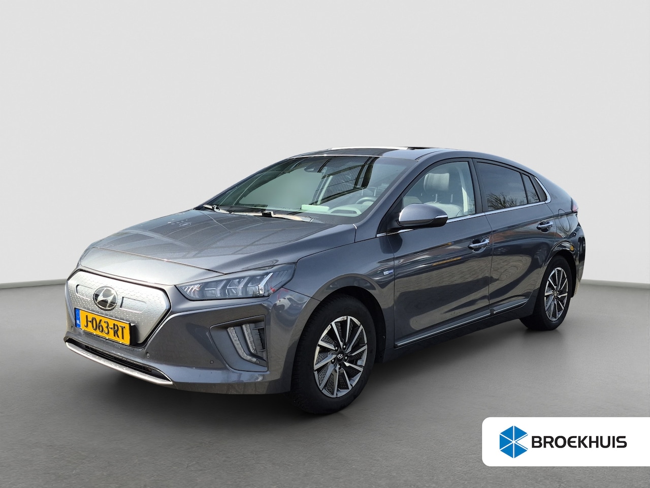 Hyundai IONIQ - Premium EV 38 kWh Schuifdak | Stoelventilatie+verwarming | Stuurverwarming | Full LED | Ca - AutoWereld.nl