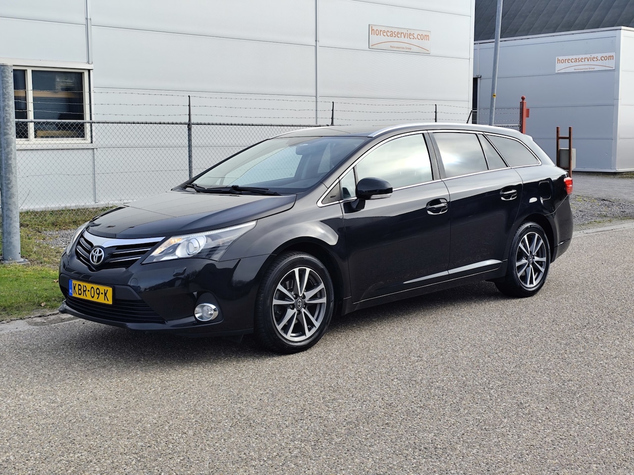 Toyota Avensis Wagon - 1.8 VVTi Dynamic Business 1.8 VVTi Dynamic Business - AutoWereld.nl