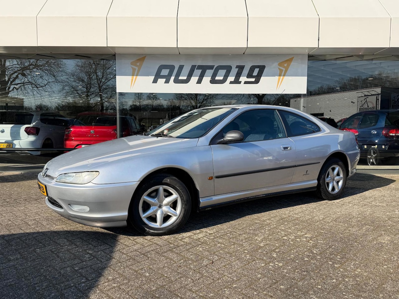 Peugeot 406 Coupé - 2.0-16V Automaat - AutoWereld.nl