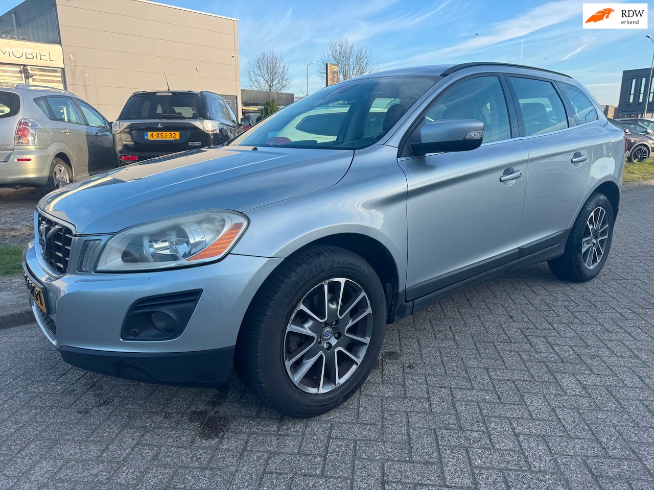 Volvo XC60 - 2.4D Momentum Garantie Top condition - AutoWereld.nl