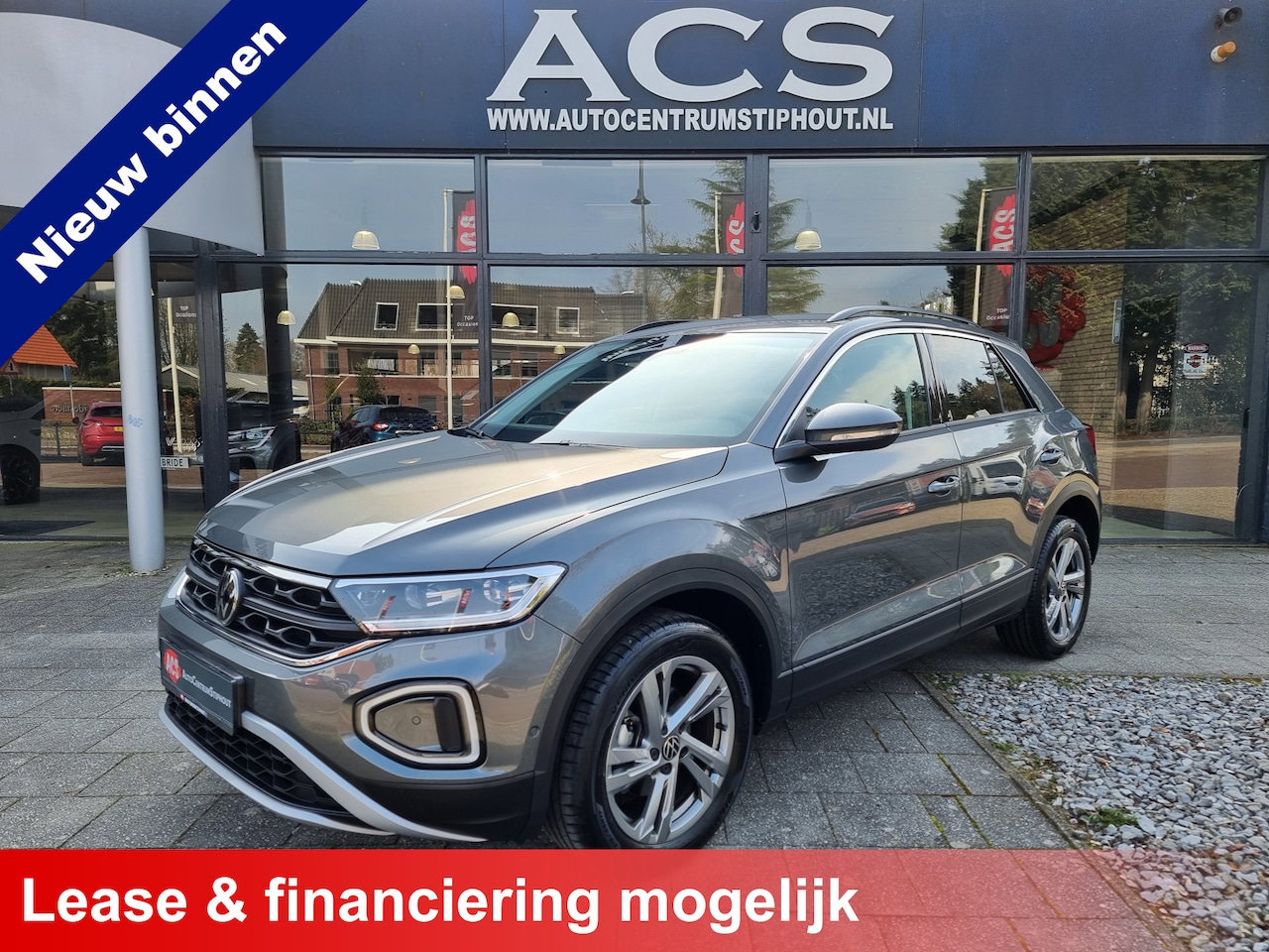 Volkswagen T-Roc - 1.0 TSI Edition | Ad.cruise | Camera | 2025 | Fabrieksgarantie | Nieuwstaat! - AutoWereld.nl