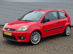 Ford Fiesta - 1.6-16V Rally Edition Apk 05-2027